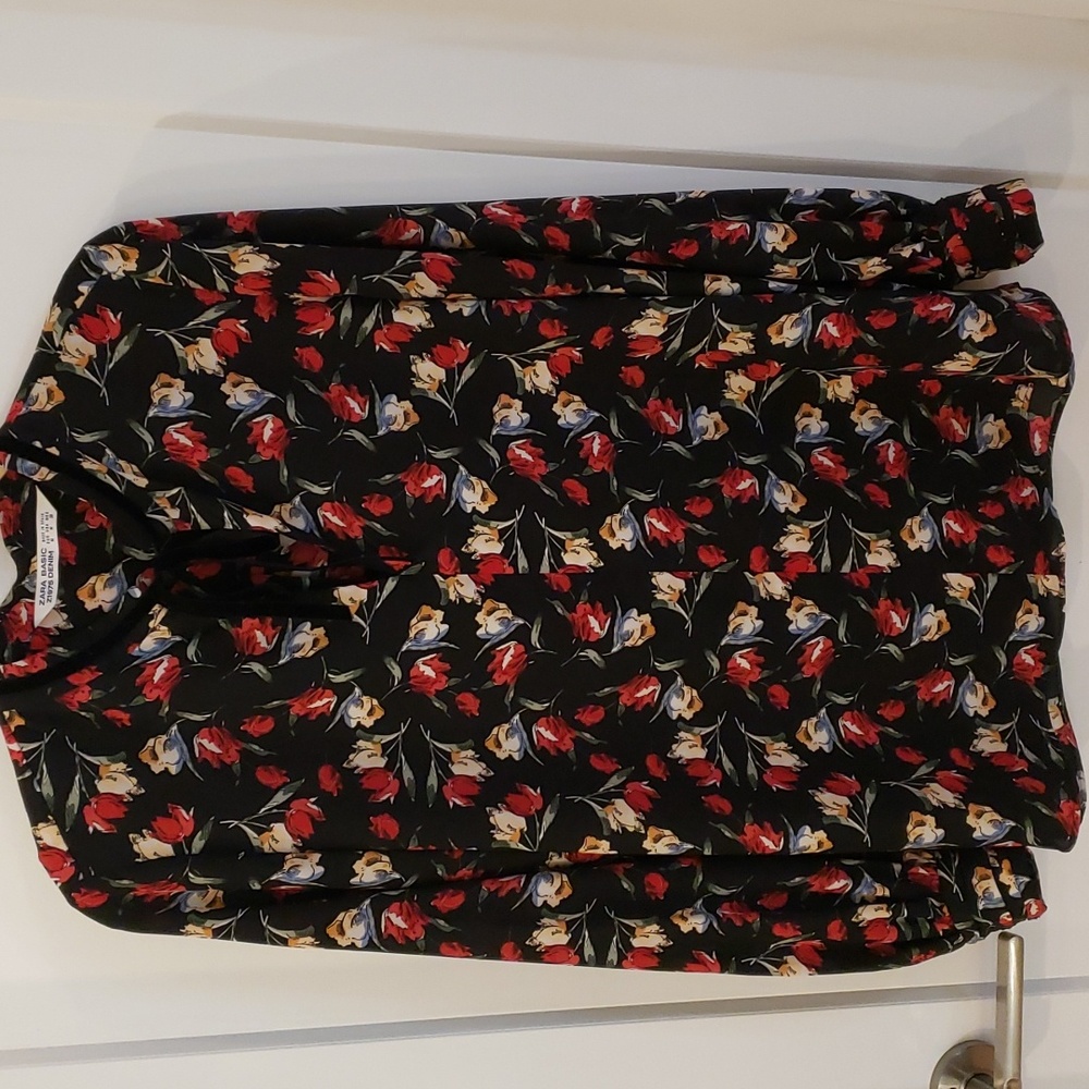 Zara tied neck floral blouse, size medium